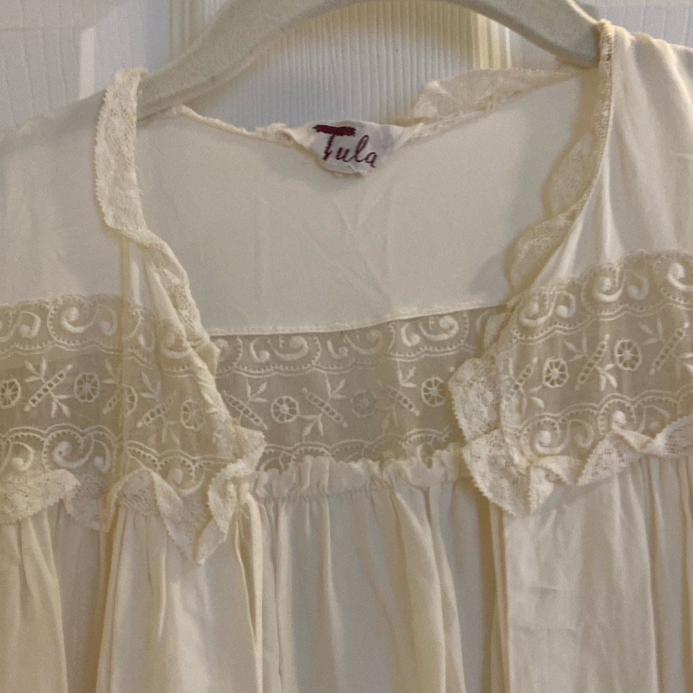 Vintage Tula Robe. Long